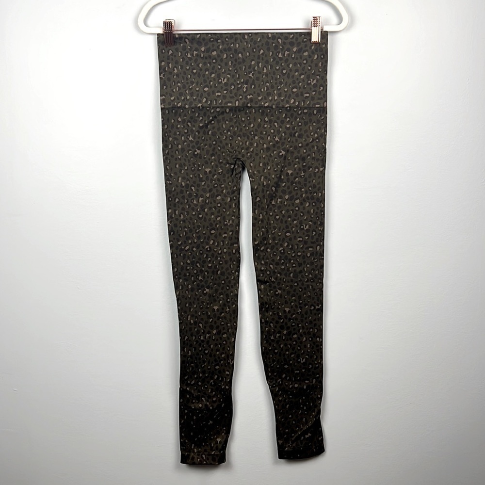Spanx Look at me now seamless leopard print leggings